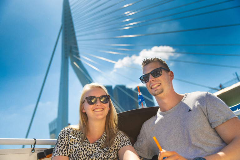 Rotterdam: Havenrondvaart met Live GidsCruise met koffie en taart