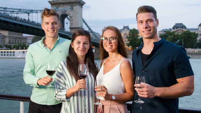 Budapest: 2-Hour Cruise with Hungarian Dinner on the Danube