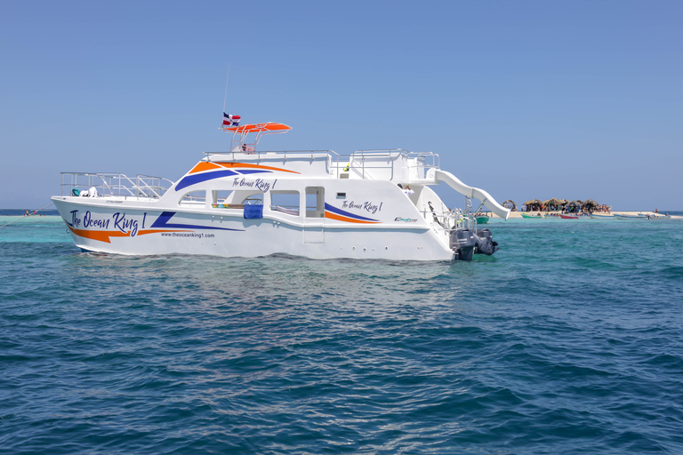 Au départ de Puerto Plata : Voyage privé en catamaran à Cayo Arena et déjeunerAu départ de Puerto Plata : Voyage en catamaran privé et déjeuner à Cayo Arena