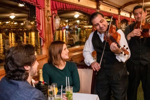 Budapeszt: rejs Dunajem, węgierska kolacja i muzyka na żywo