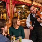 Будапешт: круиз по Дунаю с венгерским ужином и живой музыкой