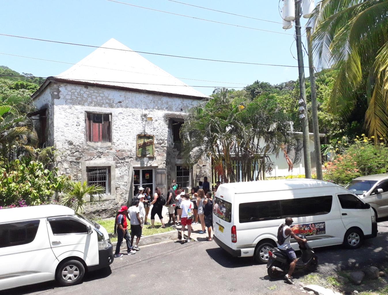 Grenada: Schokoladentour & Mittagessen in Petite Anse