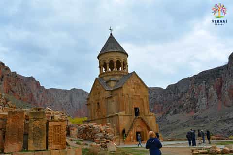 From Yerevan: Khorvirap, Noravank, & Areni Winery Day Trip