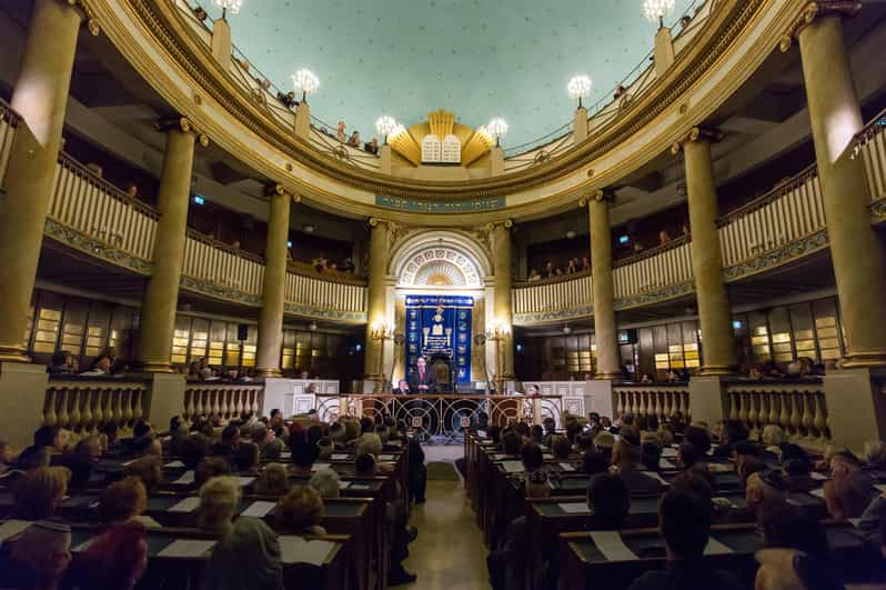 jewish tour guide in vienna