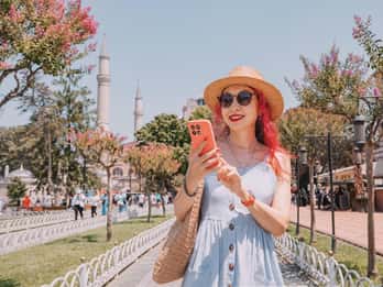 Istanbul: Blue Mosque, Basilica Cistern & Spice Bazaar Tour
