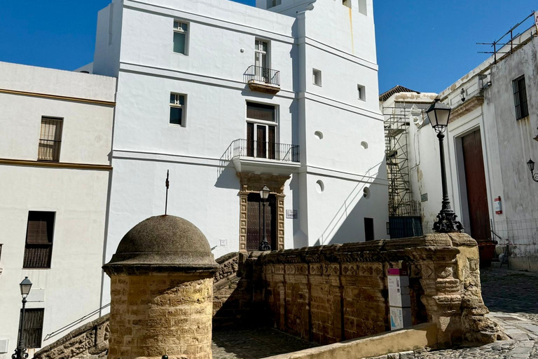 Cadiz: Guided Old Town Tour Cadiz: Guided Old Town Walking Tour