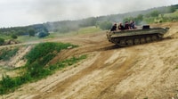 Praga, Tank Driving Experience - Hizvo