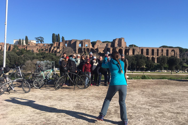 Roma: Tour in bicicletta elettricaGiro in bicicletta elettrica