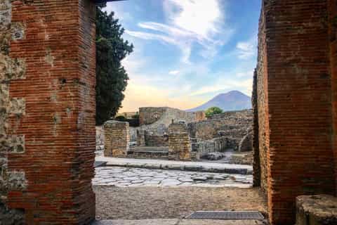 Fra Positano: Guidet tur til Pompeii -ruiner