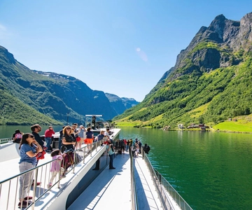 2-dagars privat tur med Flåmtåg, Hardagerfjord & kryssning
