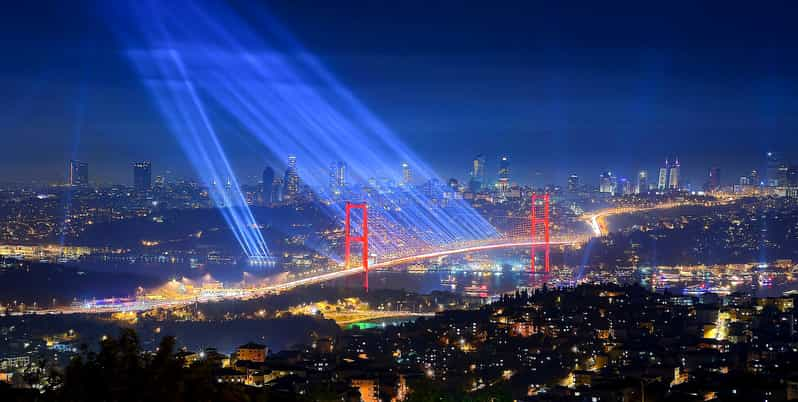 Istanbul Croisi Re Sur Le Bosphore Avec D Ner Et Spectacle Getyourguide