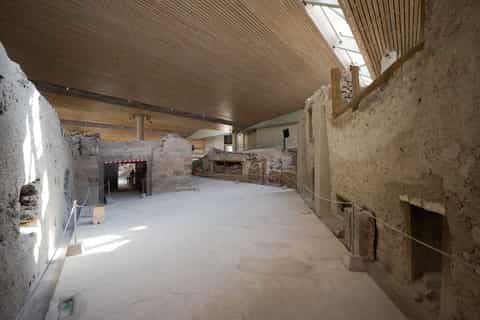 Santorini: Akrotiri Prehistoric City Audio Tour