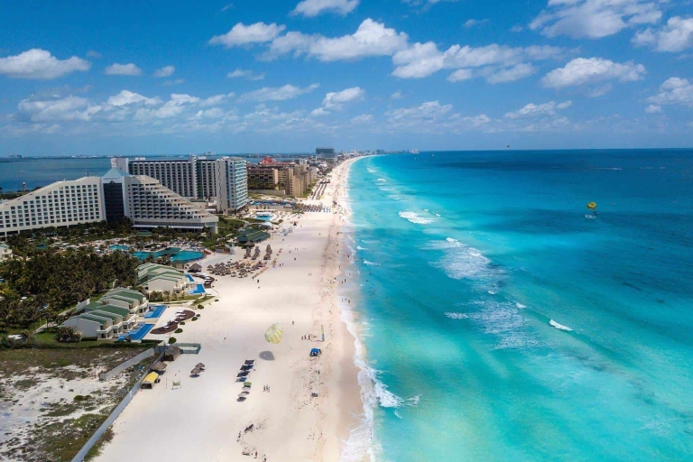 Riviera Maya: excursión de medio día de compras a CancúnDesde Cancún: viaje de compras de medio día