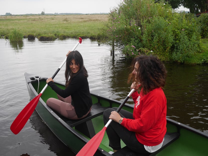 Amsterdam: gita guidata in canoa di 2 ore