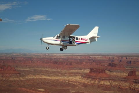 Moab: Arches National Park FlugzeugtourAb Moab: Tour per Flugzeug durch den Arches-Nationalpark