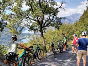 Dal Lago di Como al Lago di Lugano: E-Bike Tre Laghi Panoramici