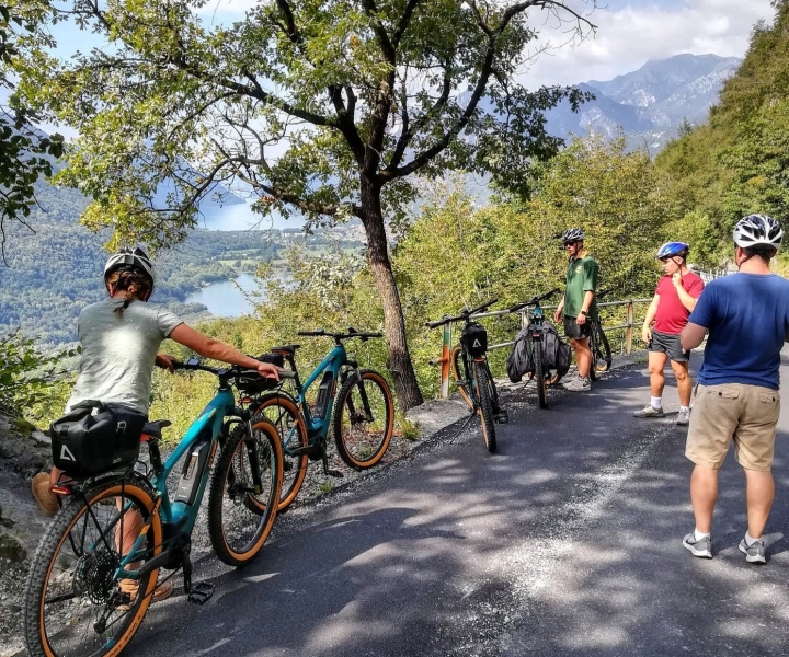 Comer See zum Luganersee: E-Bike Drei Panoramaseen