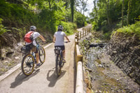 Lake Como to Lake Lugano, E-Bike Three Panoramic Lakes - Housity