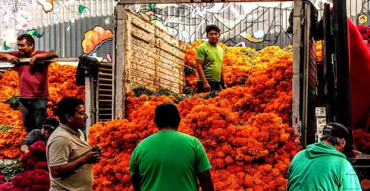 Mexico City: Street Food, Local Markets & Salsa Traditions photo 8