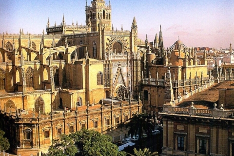 Sevilla: Stadt der Königinnen, Nonnen, Dirnen & Hexen