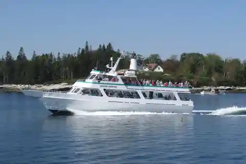 Boothbay Harbor: Pemaquid Point & John's Bay Cruise