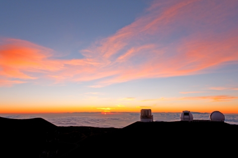 Mauna Kea Summit: Sunset Stargazing Adventure z bezpłatnym zdjęciemGrand Naniloa Hotel Hilo lub Hilo Hawaiian Hotel Pickup