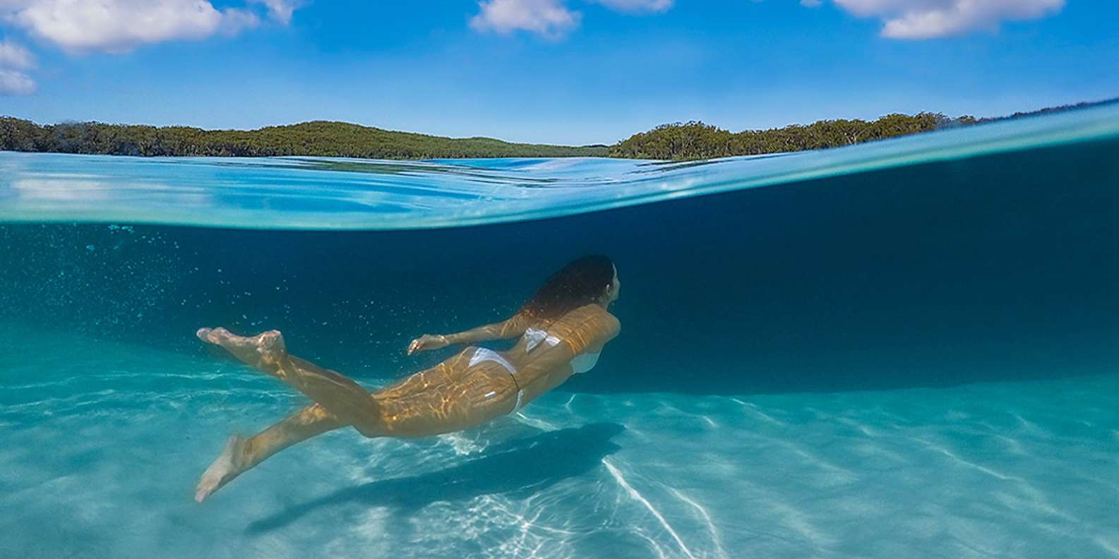Остров Фрейзер Австралия с акулами картинки