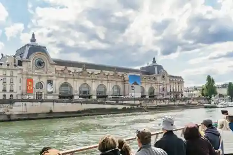 Visita guiada ao Musée d'Orsay com ingressos sem fila