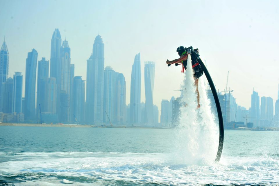 Flying over Dubai -- and other places -- with jetpacks