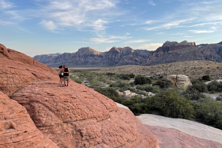 Las Vegas : visite du Red Rock Canyon au coucher du soleilRed Rock Canyon Sunset Tour avec sept montagnes magiques