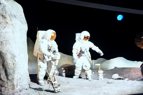 Houston: Space Center Self-Guided Tour with Transportation Space Center Houston