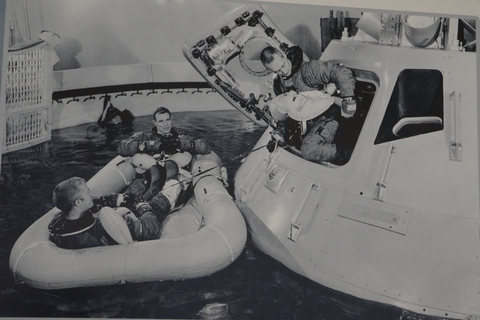 Houston: Space Center Self-Guided Tour with Transportation Space Center Houston