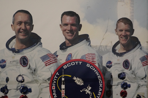 Houston: Space Center Self-Guided Tour with Transportation Space Center Houston