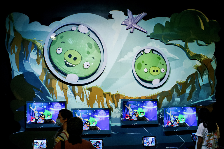 Houston: Space Center Self-Guided Tour with Transportation Space Center Houston