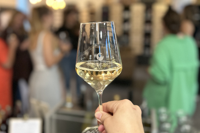 Stuttgart: Chocolate and Wine Tasting with Läderach Pairings