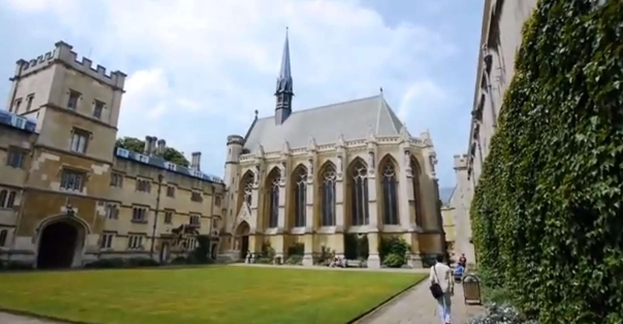 Oxford, Pre-Raphaelite Walking Tour with Exeter College - Hizvo