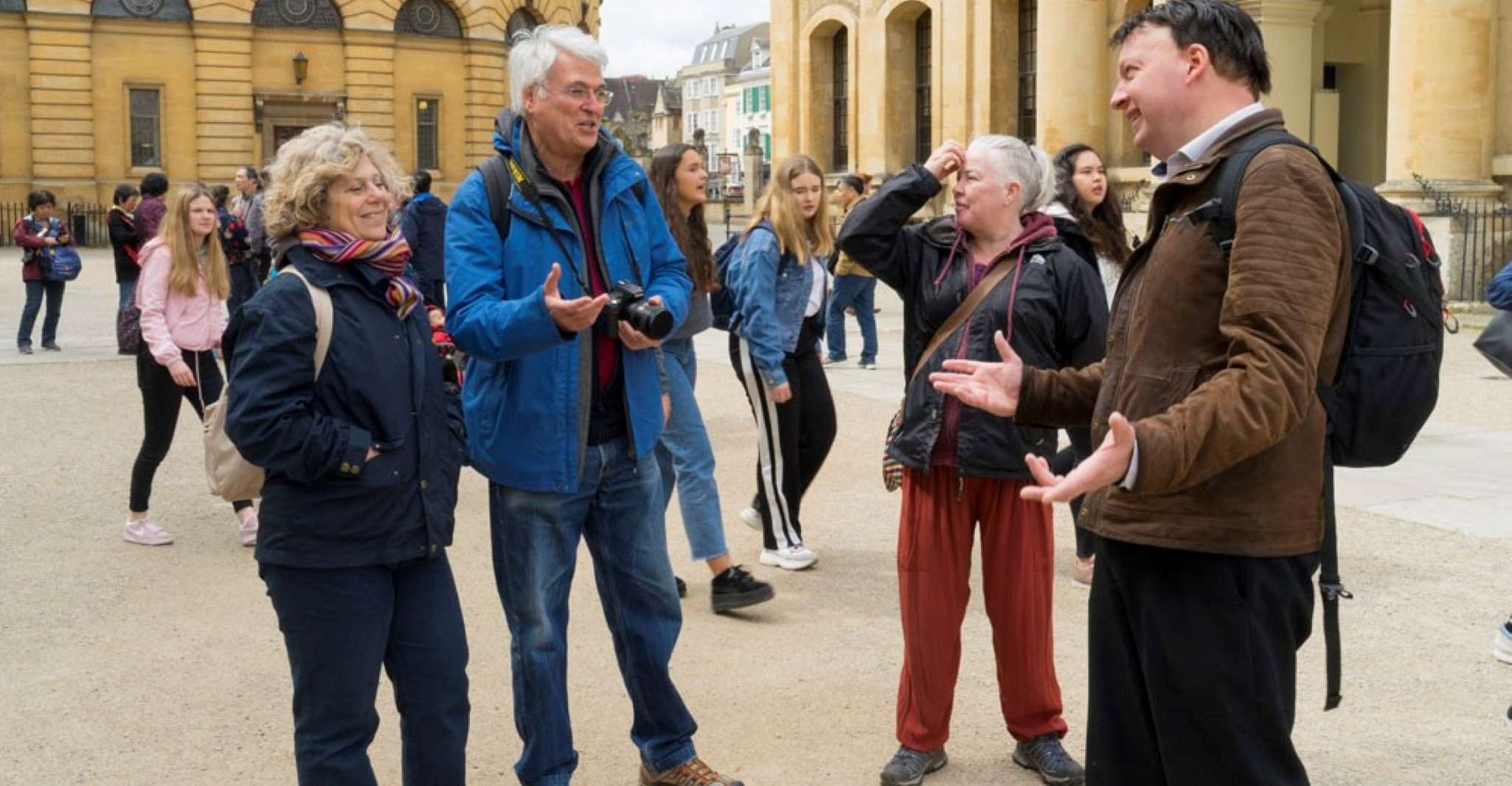 Oxford, Pre-Raphaelite Walking Tour with Exeter College - Hizvo