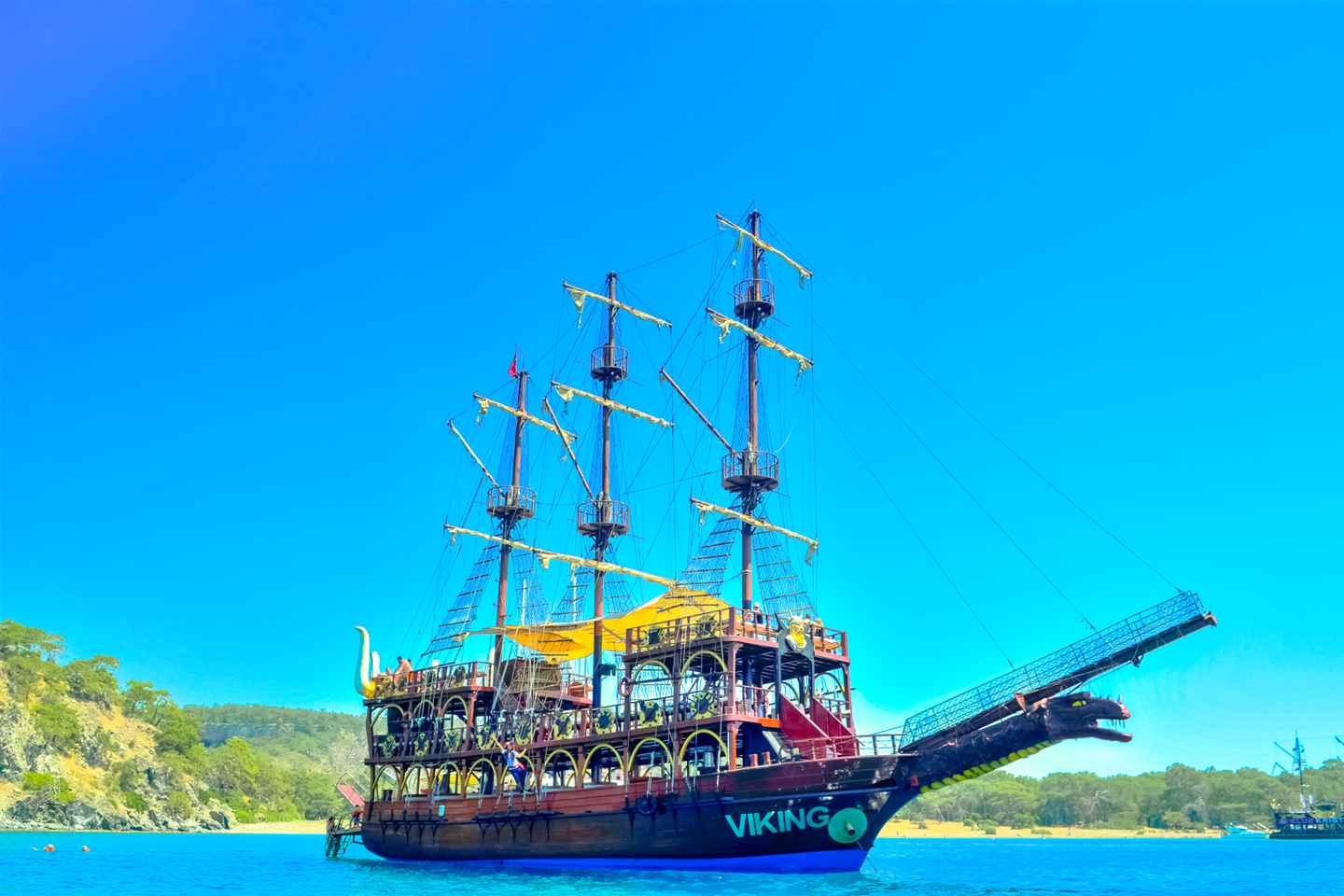 Kemer: Boat Trip with Swimming and Snorkeling