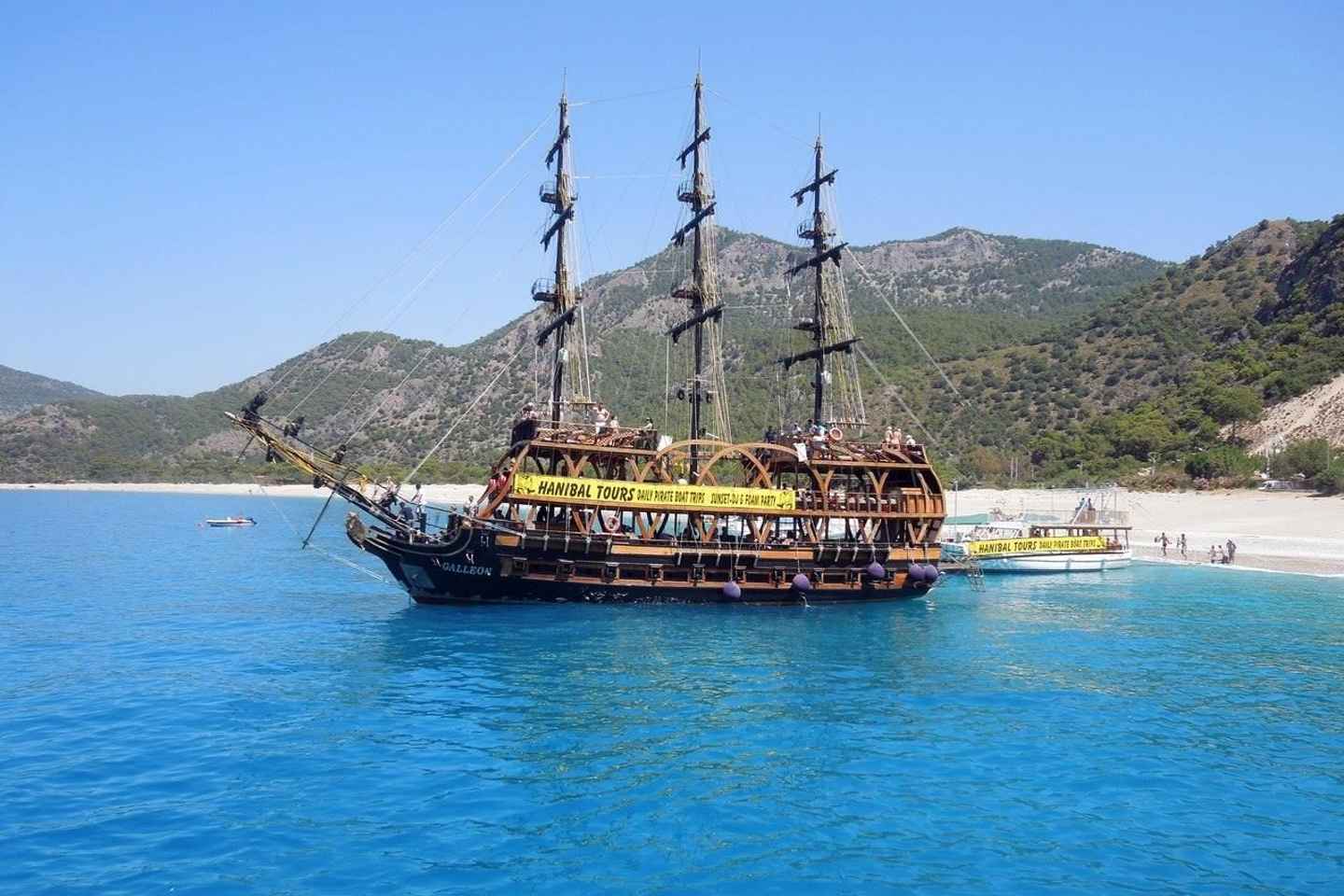 Kemer: Boat Trip with Swimming and Snorkeling