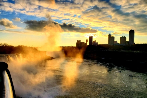 Chutes du Niagara, États-Unis : illumination nocturneVisite de 90 minutes