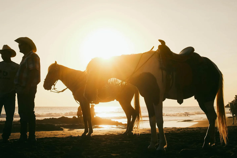 Horseback Adventure Along El Salvador's Pacific Coast