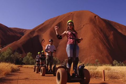 Ayers Rock: Segway-Tour Uluru-Basis und Wasserloch Mutitjulu
