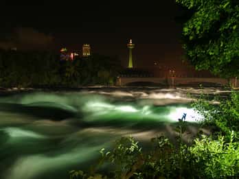 Niagarafälle, USA: Nachtbeleuchtungstour Niagarafälle, USA: Nachtbeleuchtungstour