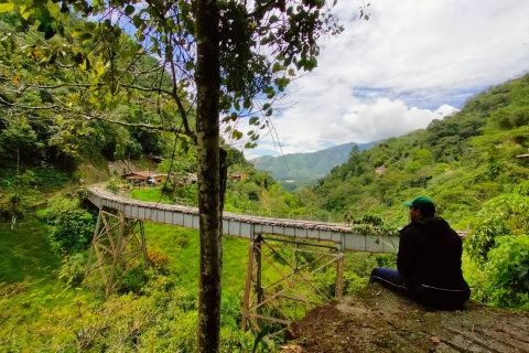 Medellín : excursion d'une journée en VTT avec déjeuner