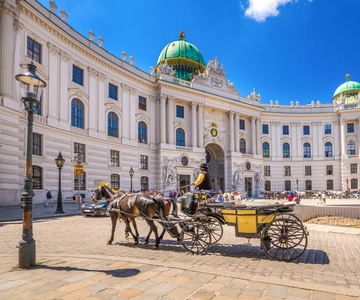 Vienna: Hofburg Palace and Sisi Museum Skip-the-Line Tour