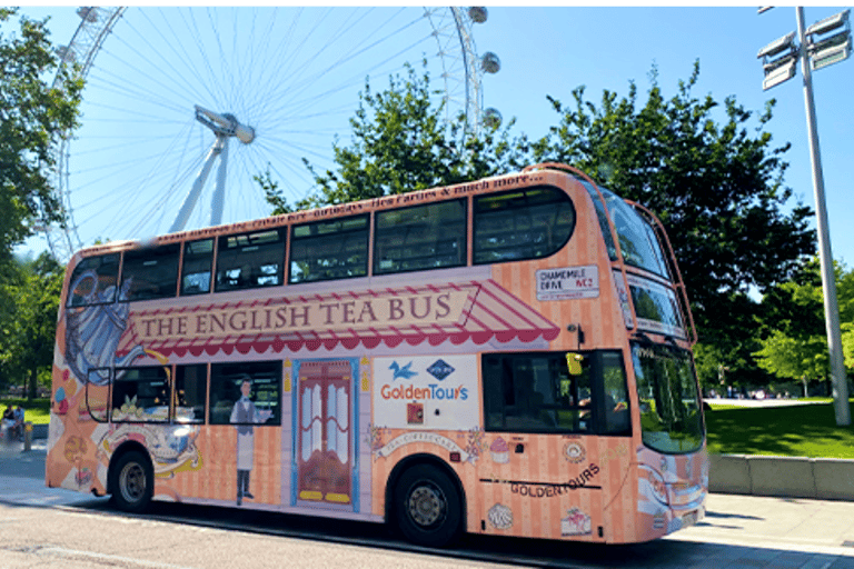 London: Afternoon Tea Bus mit einem Glas ProseccoLondon: Panorama-Bustour mit Nachmittagstee – Oberdeck