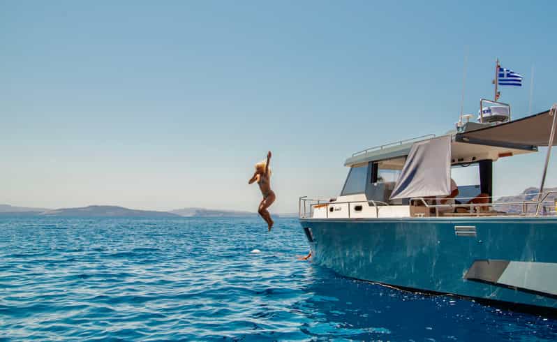 Santorini: Crociera privata Diamond 36 Motor Yacht Caldera