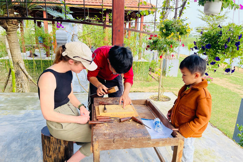 Hoi An: 3-timmars träsnidningskurs med lokal konstnär