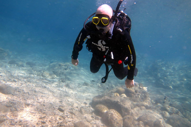 Blue Bay: Discover Scuba Diving