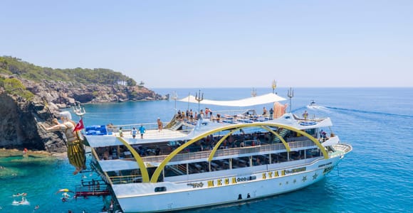 Kemer: Full-Day Boat Trip with Lunch and DJ
